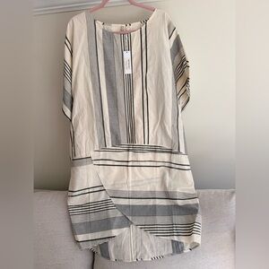 S. Kanouni Corey
Oversized striped dress